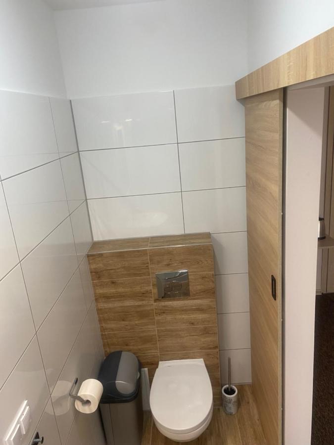 Pokoje Goscinne " Awia " Łeba Esterno foto