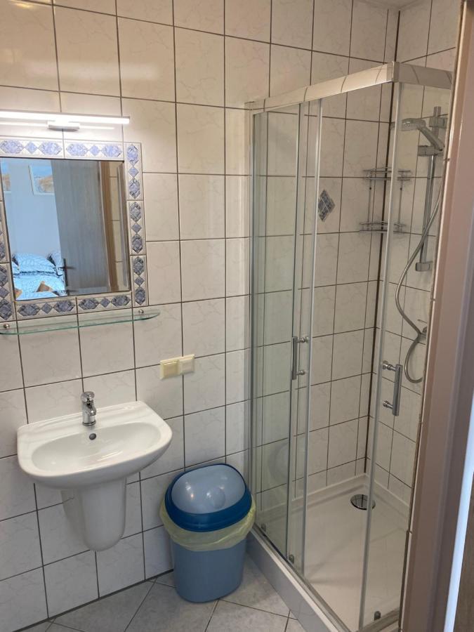 Pokoje Goscinne " Awia " Łeba Esterno foto